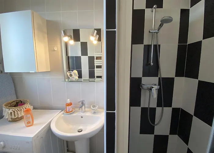 Grand Calme Avec Balcon & Parking Gratuit Апартаменты Тур